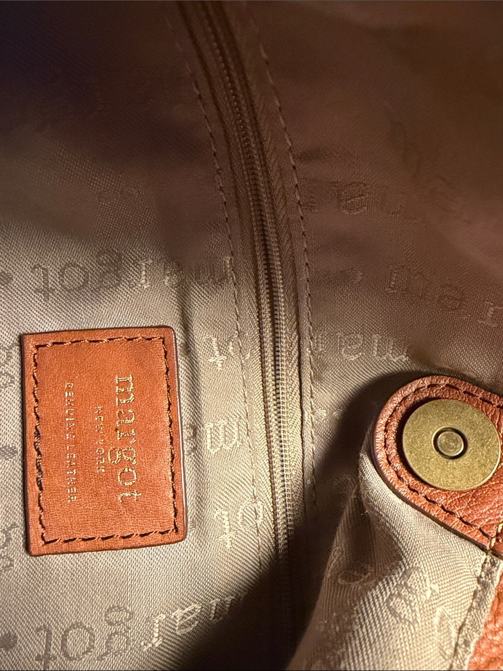 Margot New York Brown
Leather Hobo Tote Bag Purse
CrossBody Strap Pockets - Picture 3 of 7